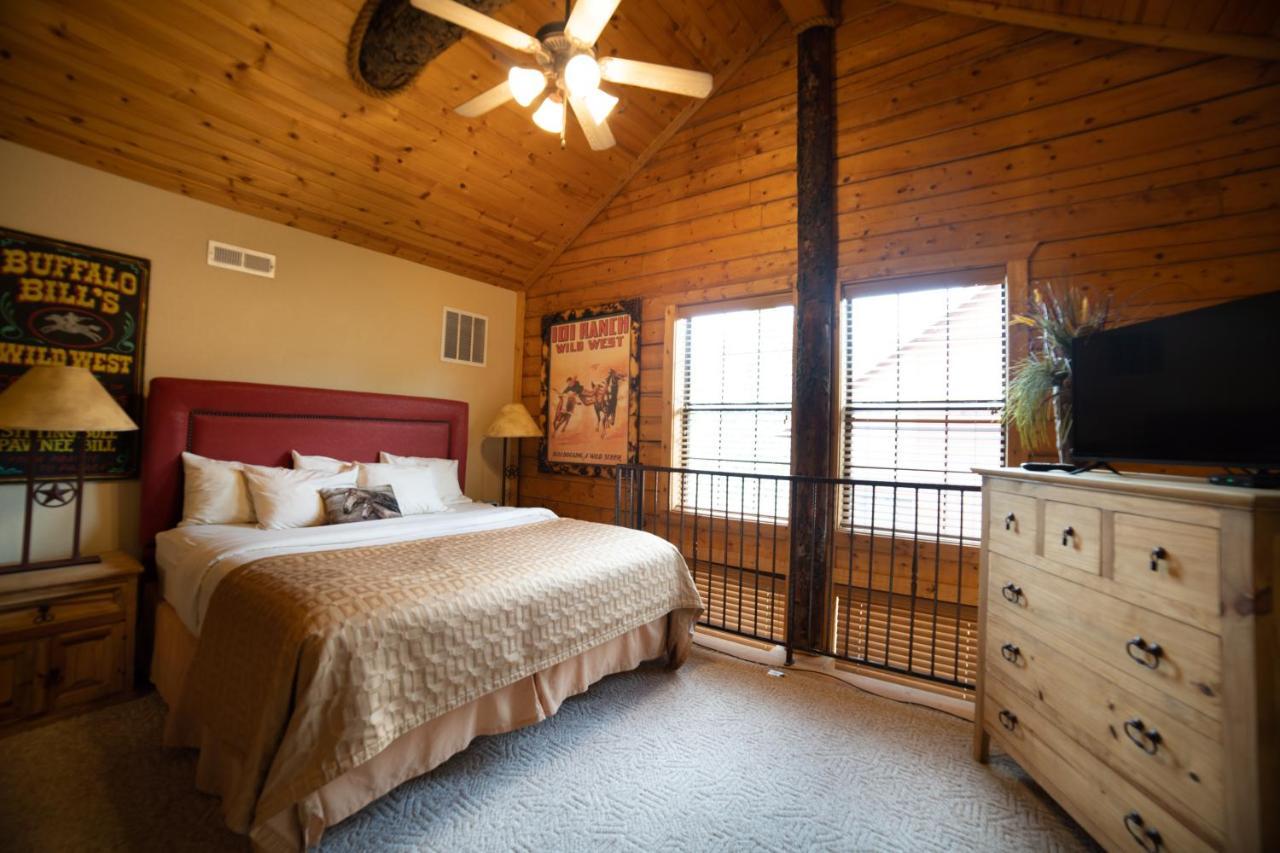 Cabins At Grand Mountain Branson Buitenkant foto
