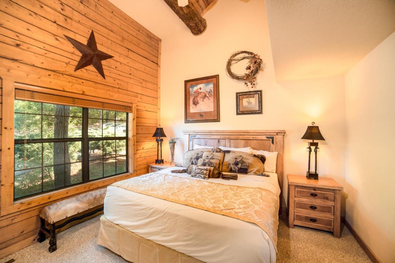 Cabins At Grand Mountain Branson Buitenkant foto