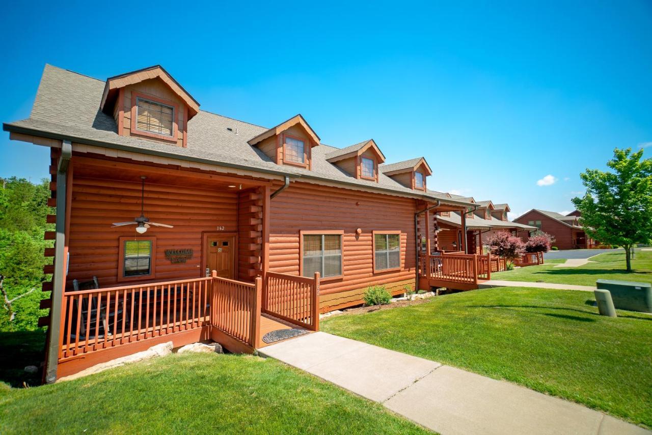 Cabins At Grand Mountain Branson Buitenkant foto