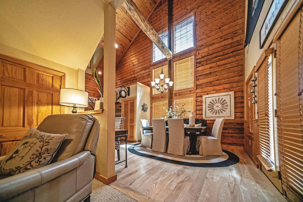 Cabins At Grand Mountain Branson Buitenkant foto